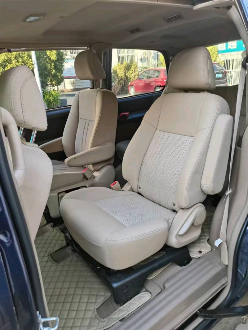 邢台13年别克陆尊7