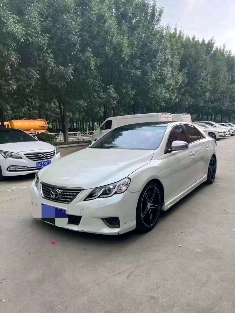 北京11年丰田锐志3