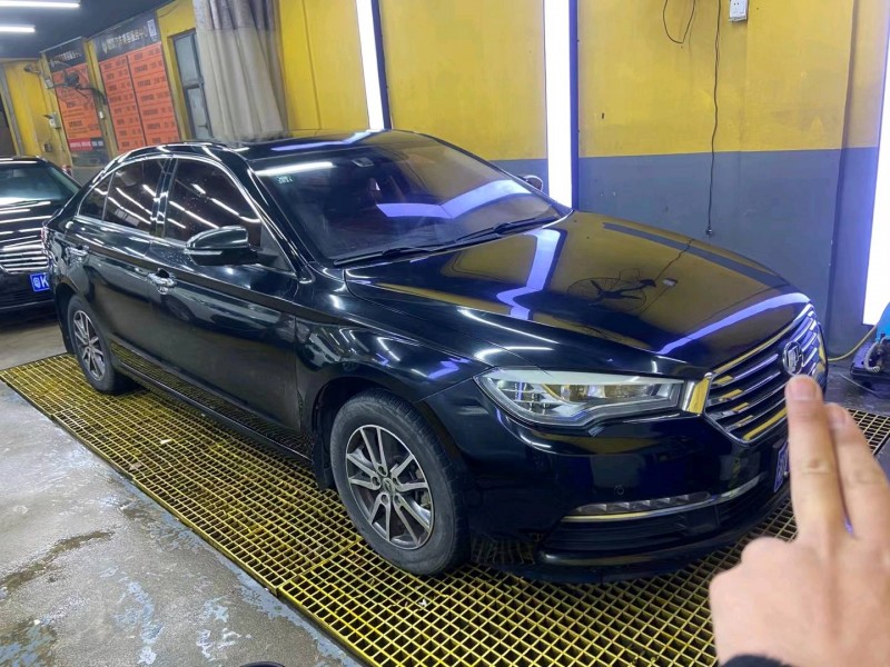 广州16年力帆汽车8201