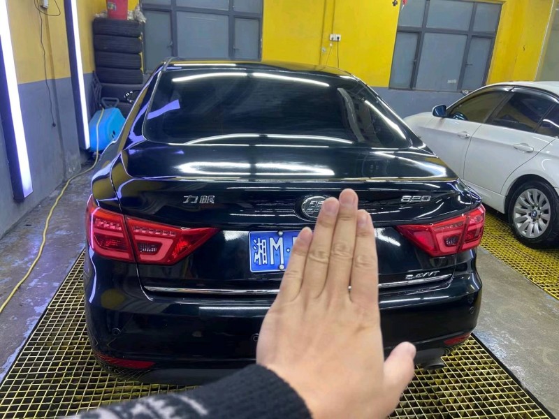 广州16年力帆汽车8205