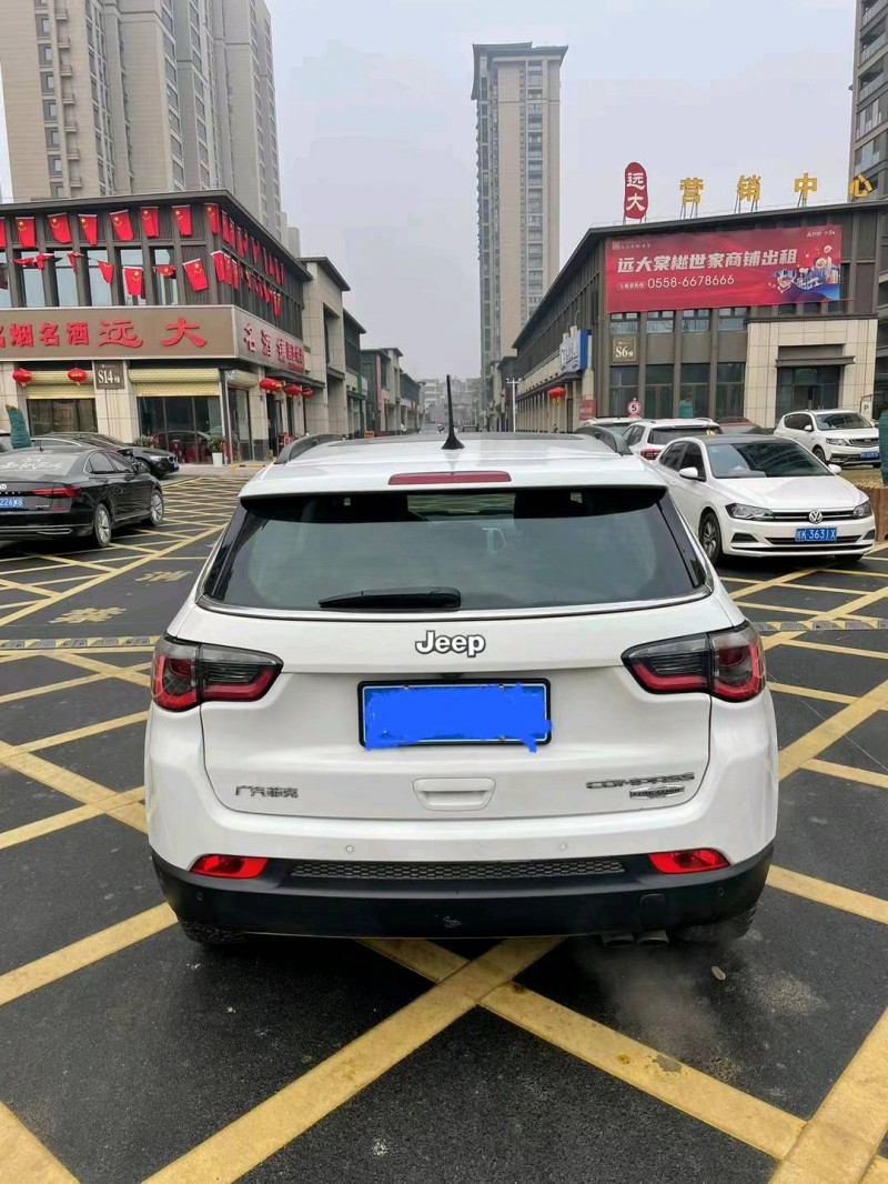 淮南19年Jeep指南者9