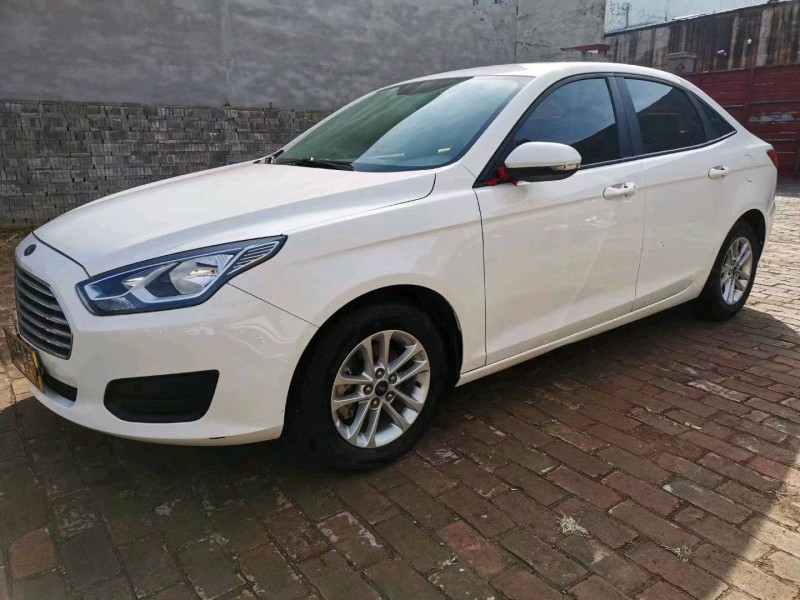 石家庄19年福特福睿斯2