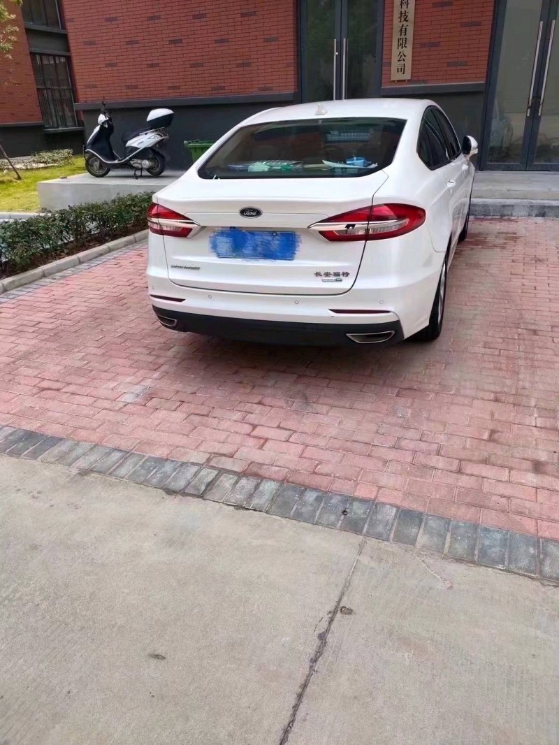 北京20年福特蒙迪欧1