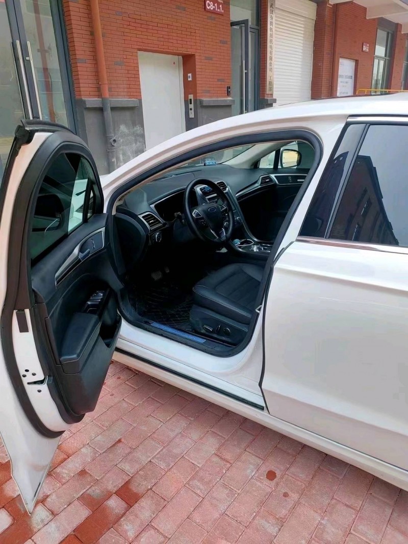 北京20年福特蒙迪欧2