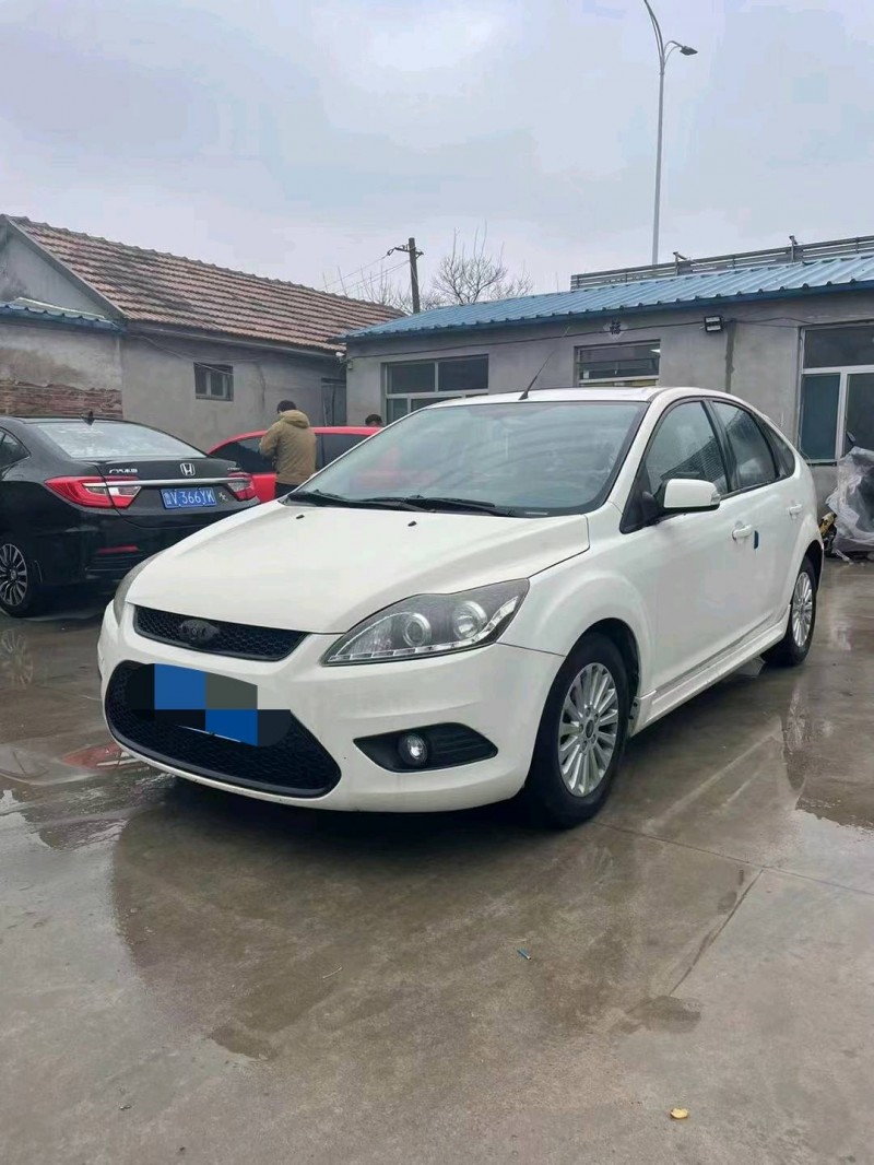 济南13年福特福克斯2