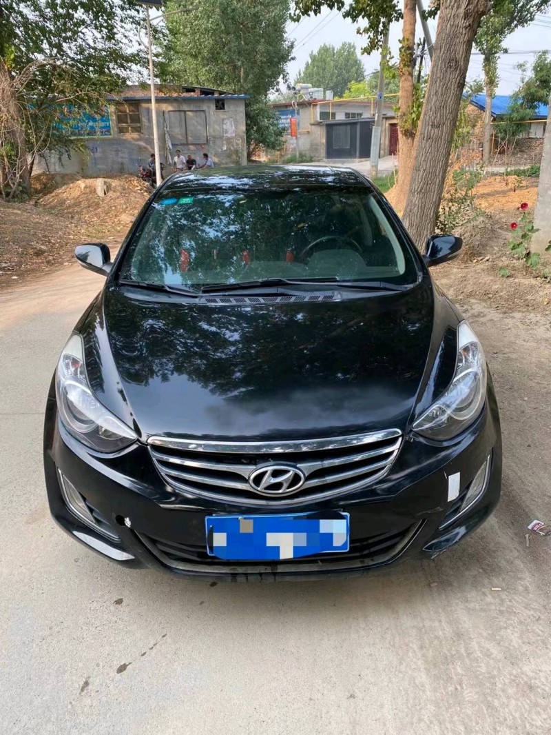 保定13年现代朗动1