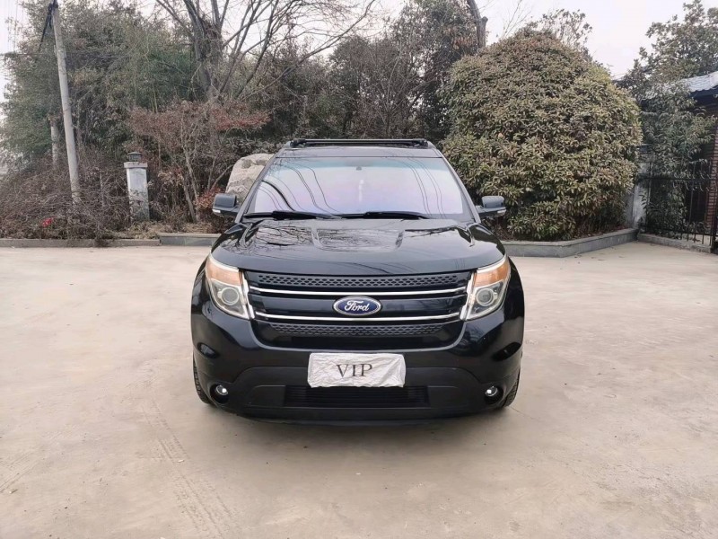 徐州15年福特探险者8