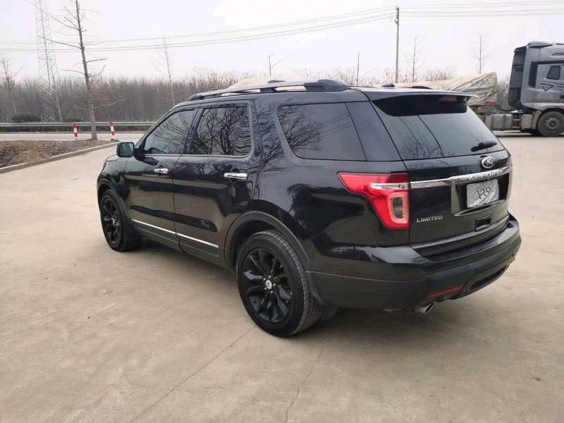 徐州15年福特探险者1