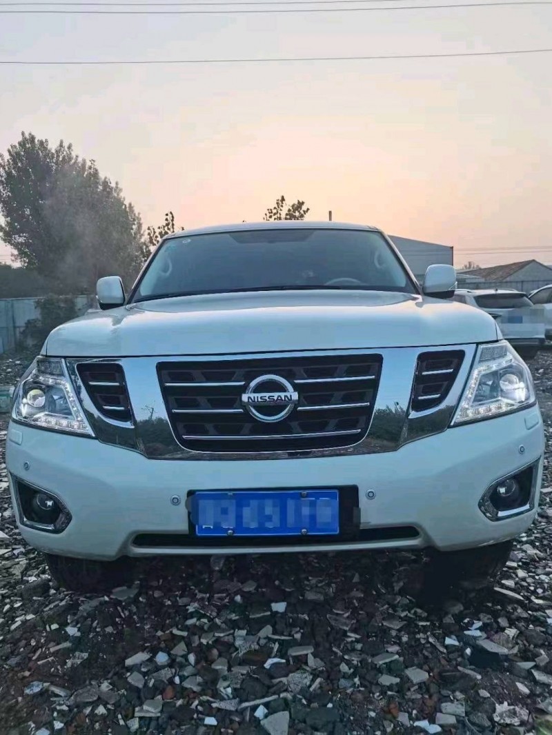 临沂18年日产途乐9