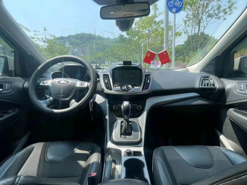 广州15年福特翼虎8