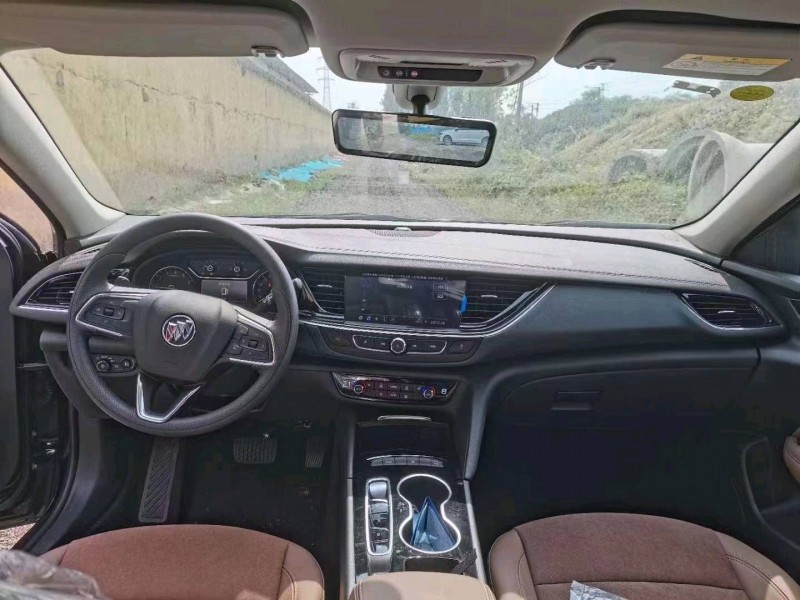 临沂22年别克君威6