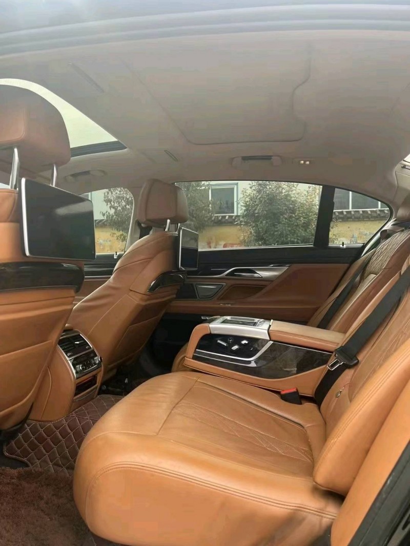 潍坊16年宝马7系5