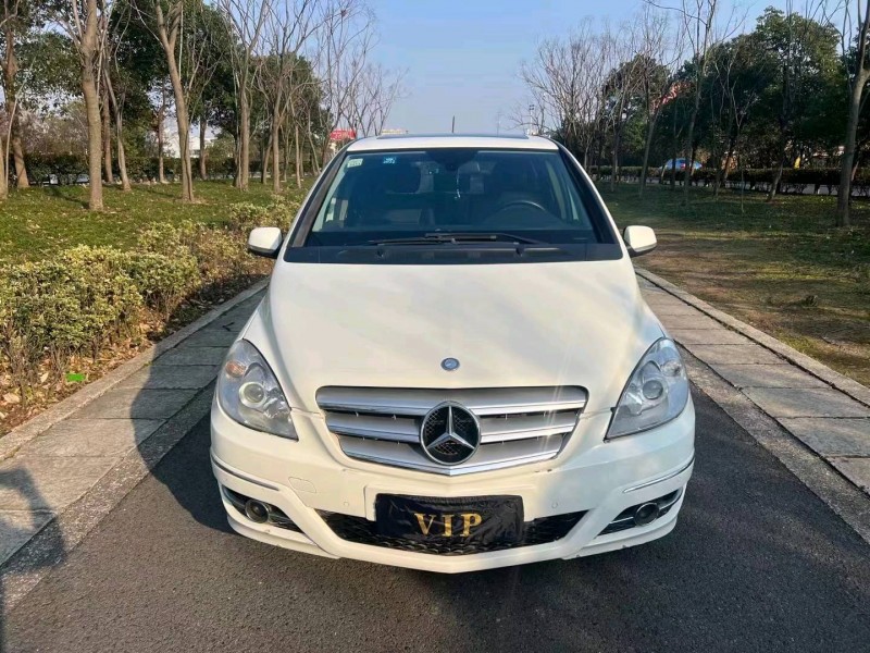 梧州11年奔驰B1