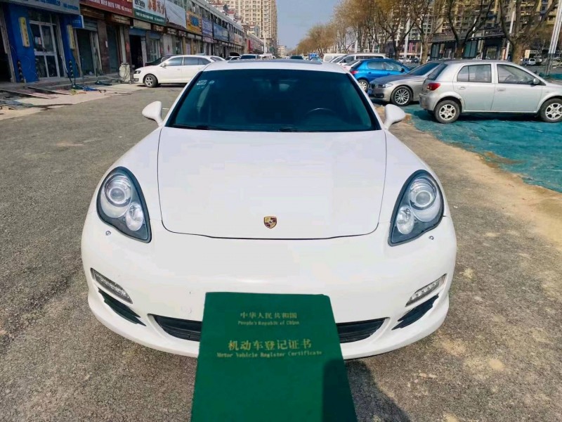 枣庄12年保时捷帕拉梅拉1