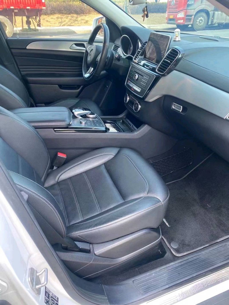 淮南16年奔驰GLE5