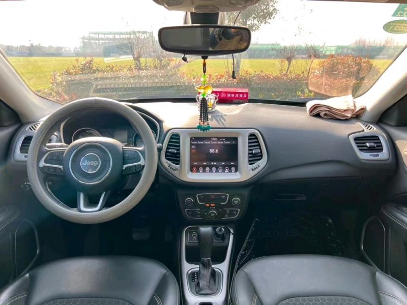 盐城20年Jeep指南者2