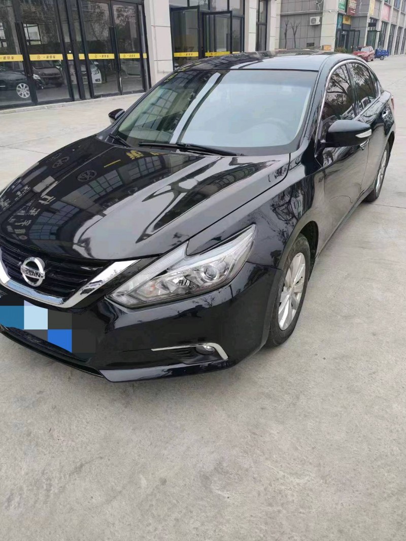 宜昌17年日产天籁2