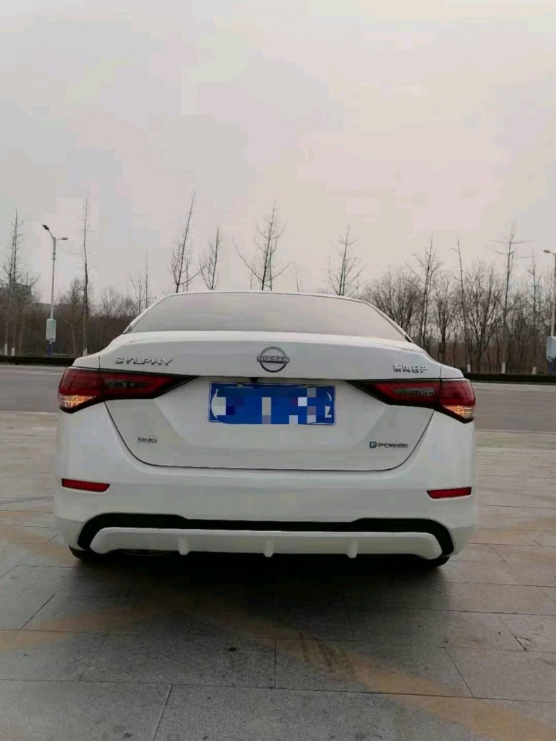 邯郸22年日产轩逸3