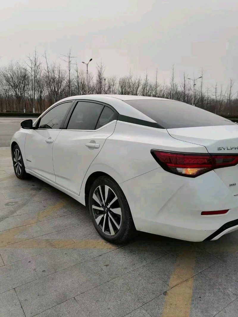 邯郸22年日产轩逸4