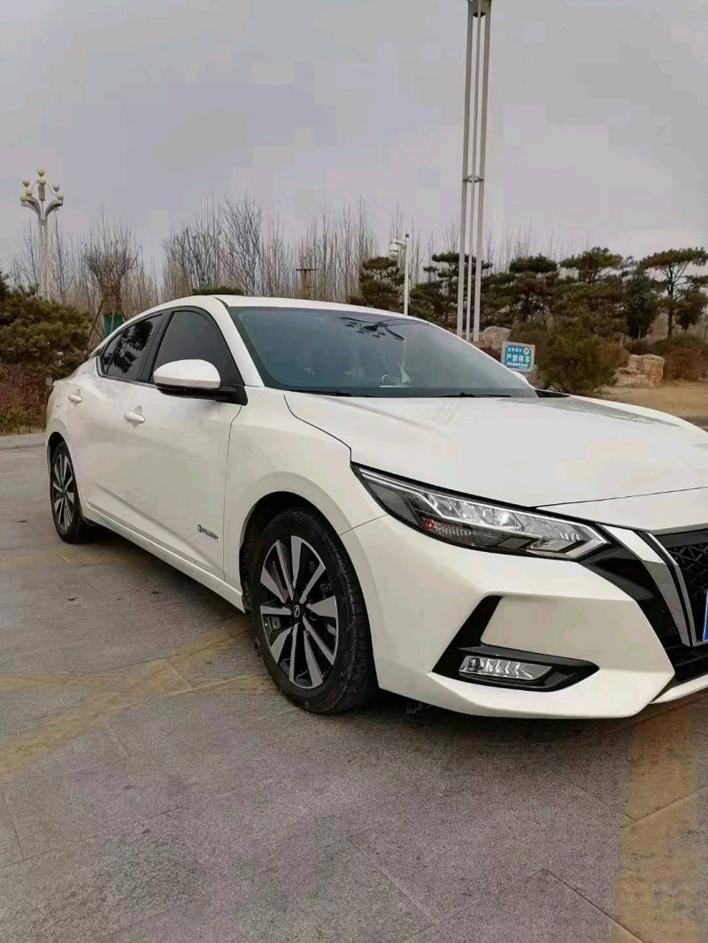 邯郸22年日产轩逸6