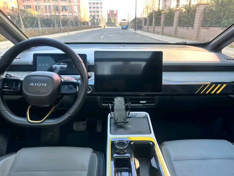 淮南22年传祺埃安6