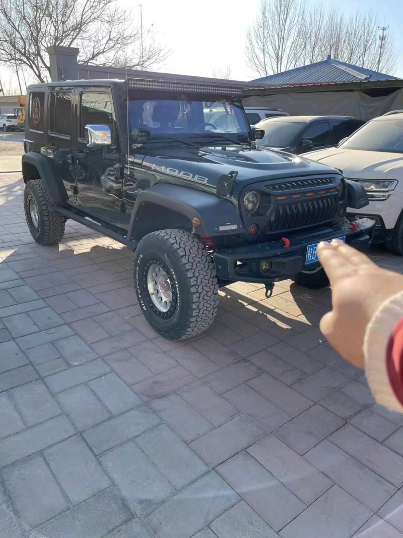 石家庄10年Jeep牧马人3
