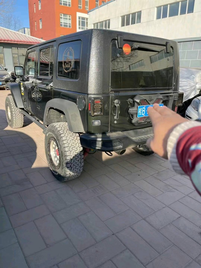 石家庄10年Jeep牧马人4