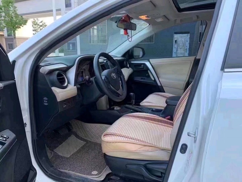 广州15年丰田RAV45