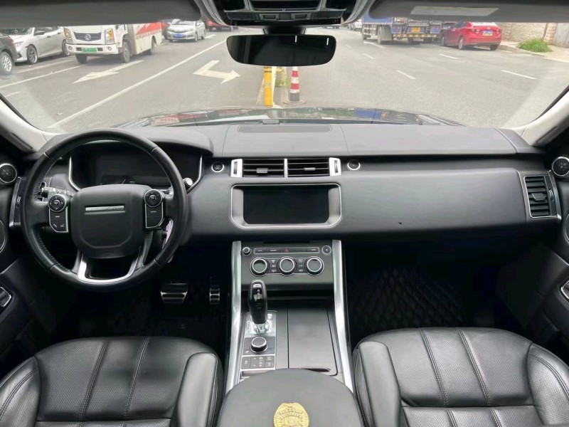 广州17年路虎揽胜运动5