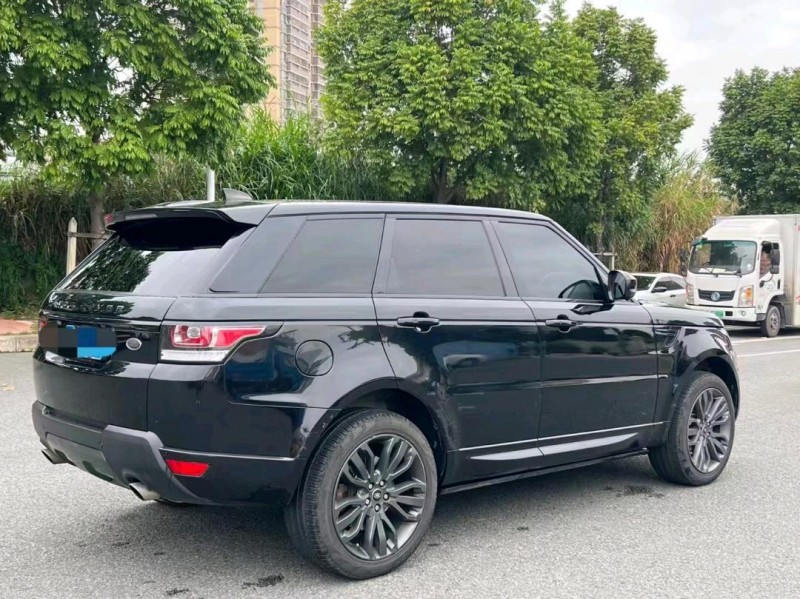 广州17年路虎揽胜运动7