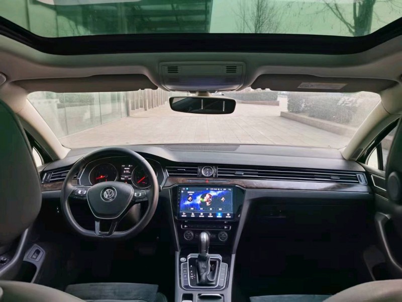 邯郸17年大众迈腾5