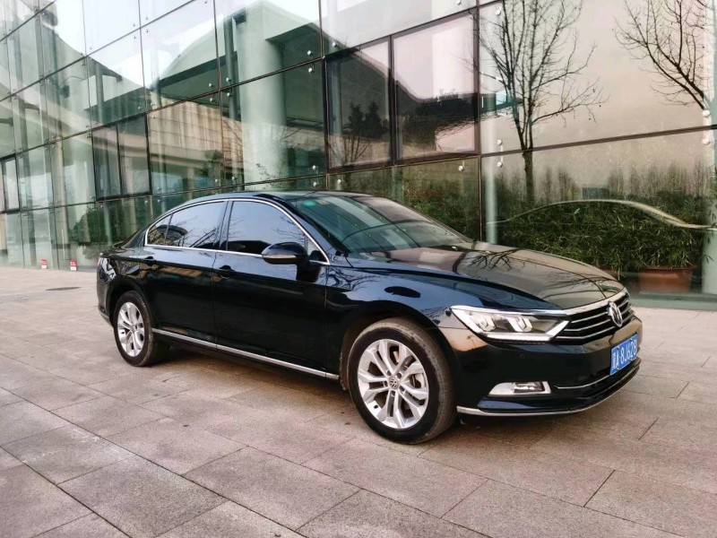 邯郸17年大众迈腾4