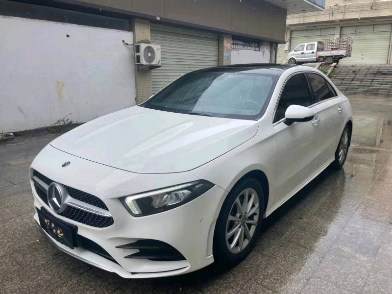 珠海19年奔驰A2