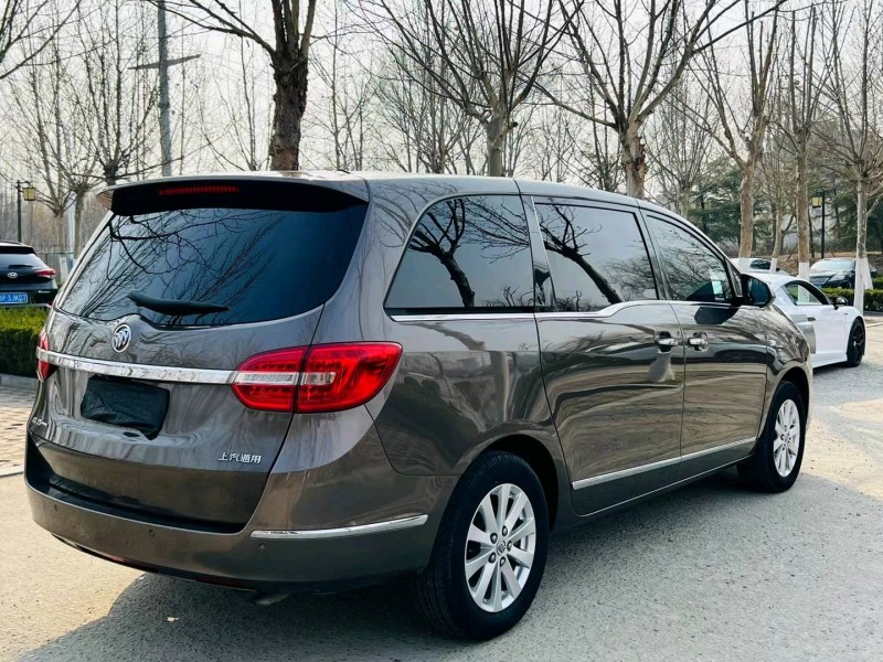 聊城17年别克GL87