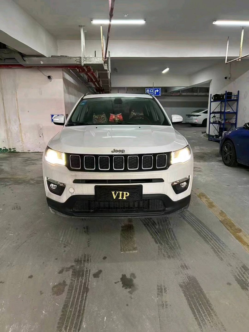 济南18年Jeep自由光1