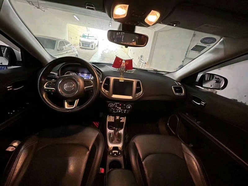 济南18年Jeep自由光3