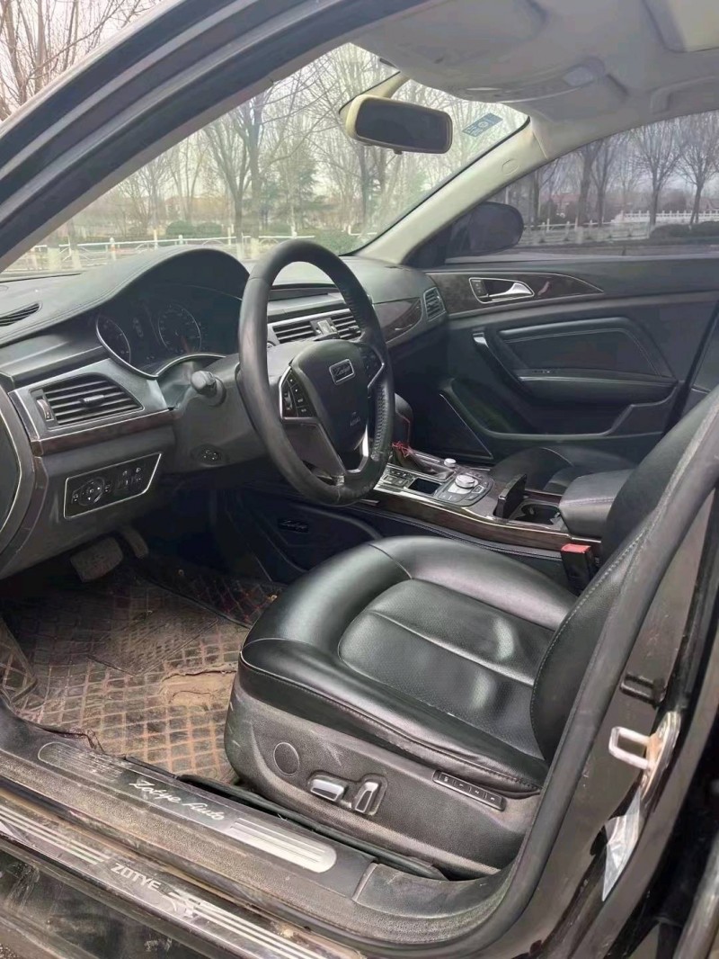 北京17年众泰Z7004