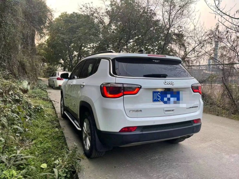 成都21年Jeep指南者7