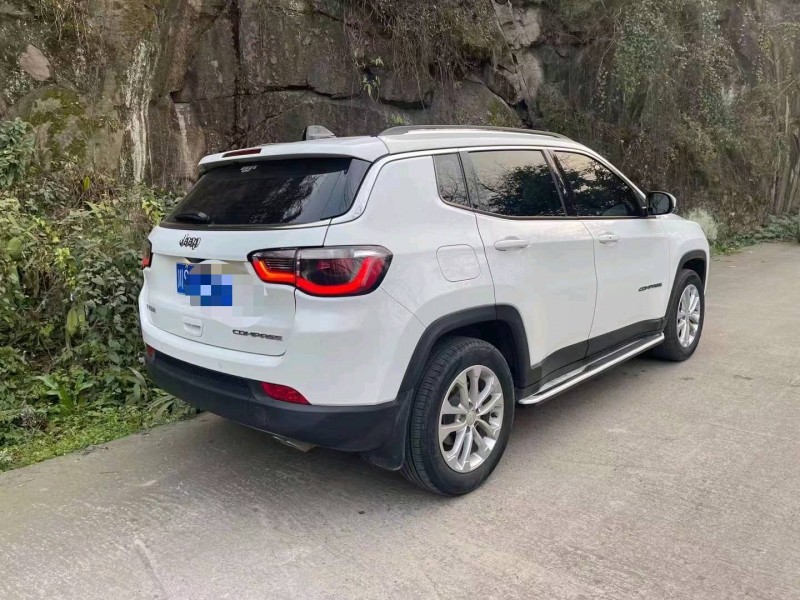 成都21年Jeep指南者8