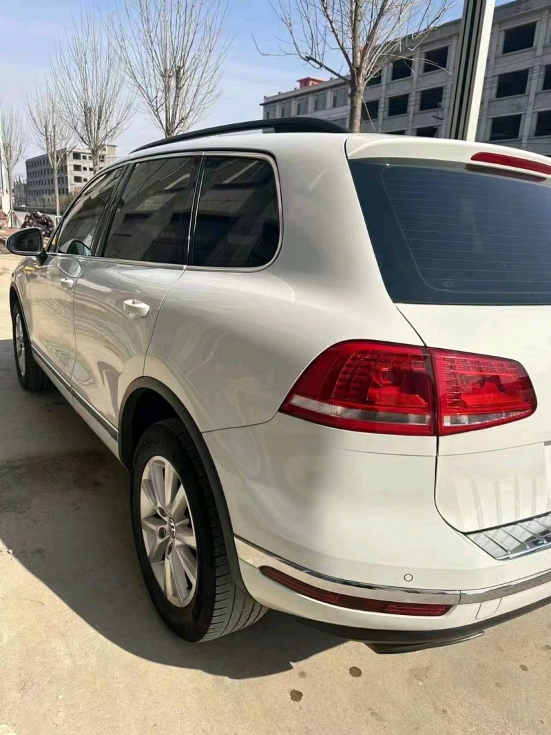 北京17年大众途锐6