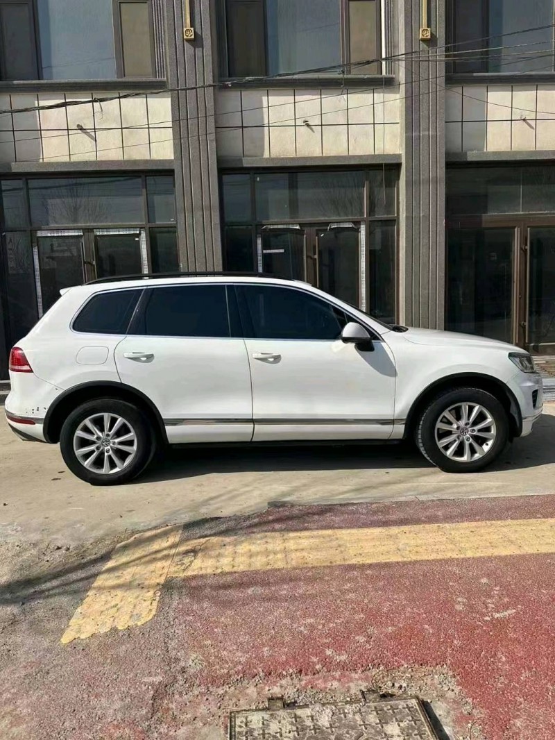 北京17年大众途锐4