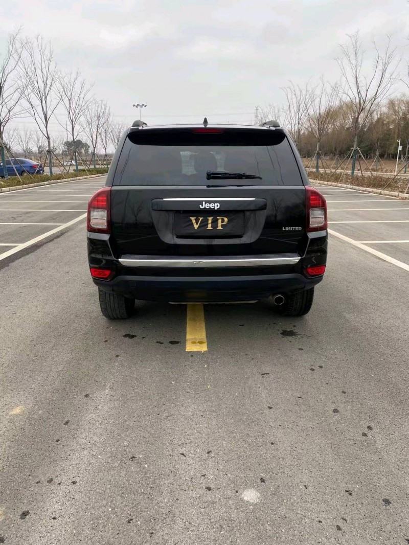 徐州16年Jeep指南者9