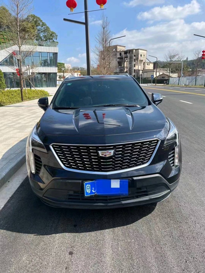 珠海20年凯迪拉克XT41