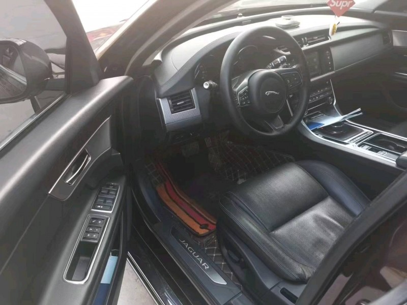 保定17年捷豹XFL4