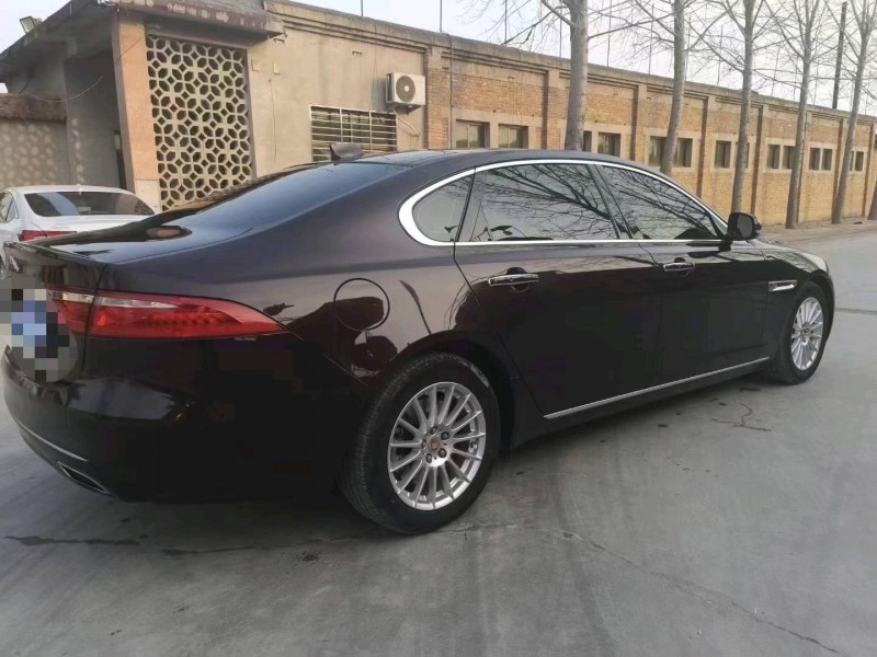 保定17年捷豹XFL7