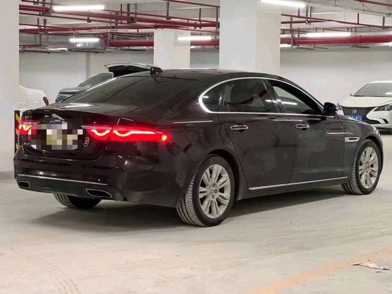 济南18年捷豹XF8