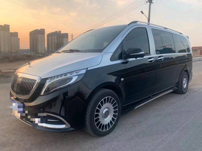 青岛18年奔驰威霆3