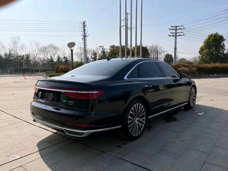 盐城19年奥迪A8L8