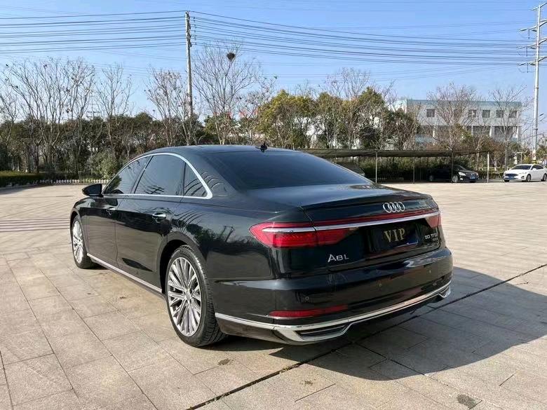 盐城19年奥迪A8L9