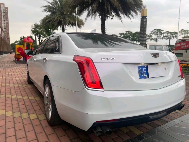 佛山16年凯迪拉克CT65